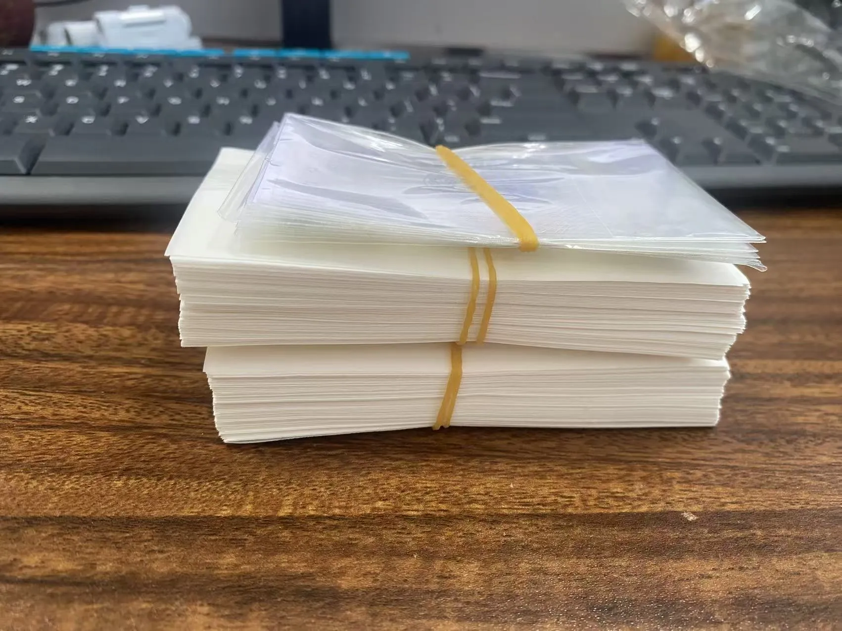 Jojo PAC голограммасы несие картасының жапсырмасы Пәкістанға жіберілді