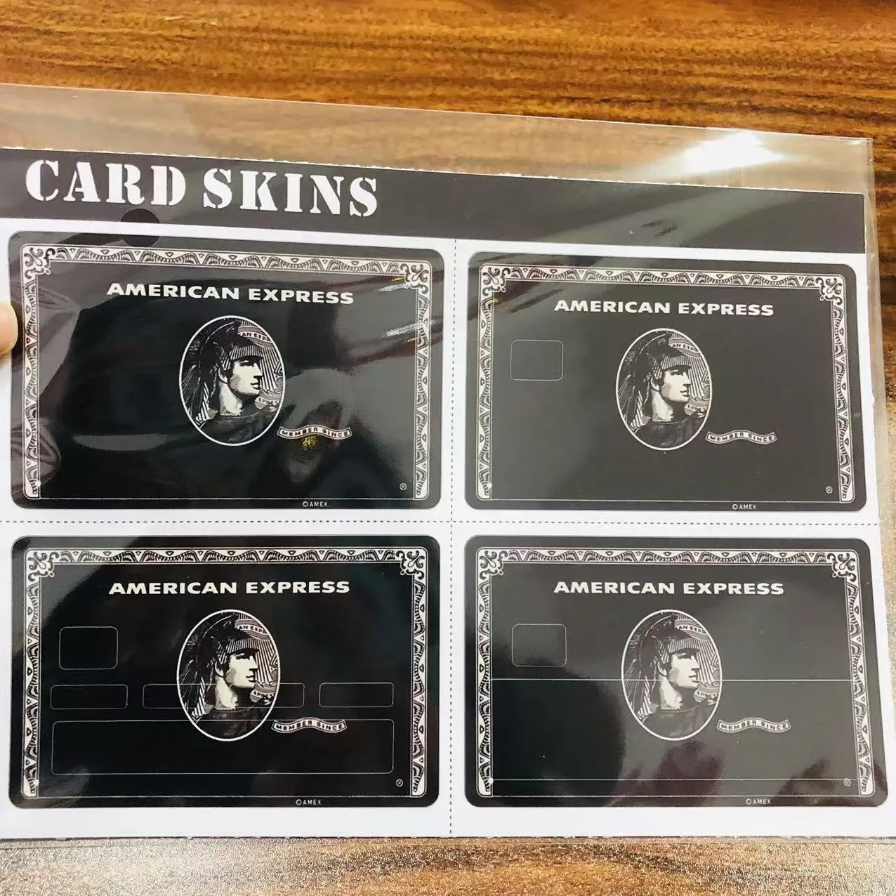 Мұнда сіз өзіңіз қалаған несие картасының жапсырмаларын таба аласыз