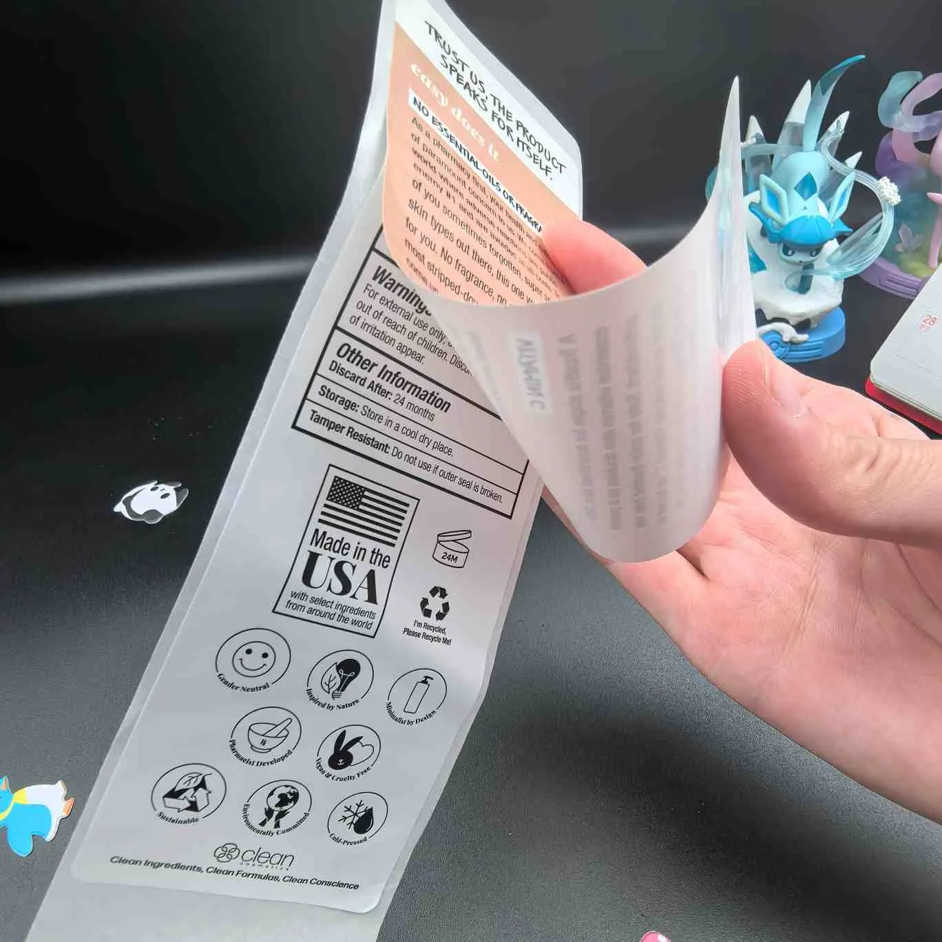 Косметикалық белгілерге арналған көп қабатты